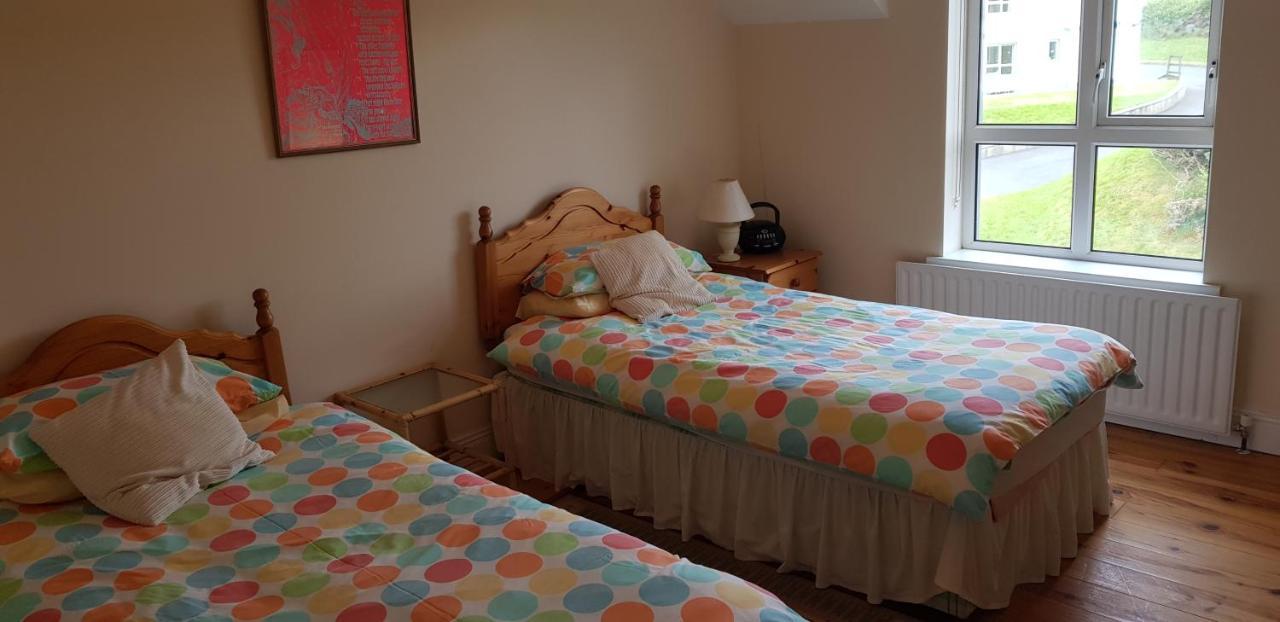 Beautiful 3 Bed With Balcony Sea View Appartement *
